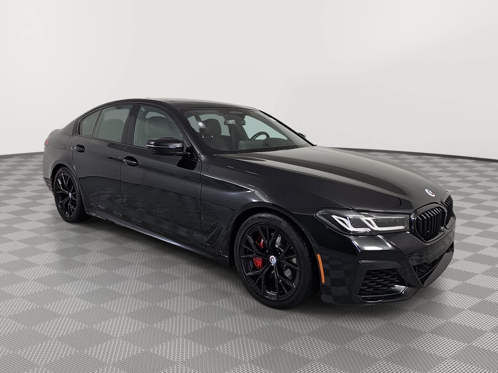 2023 BMW 5 Series M550i xDrive