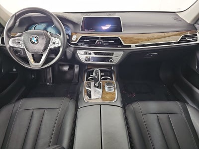2018 BMW 7 Series 740i