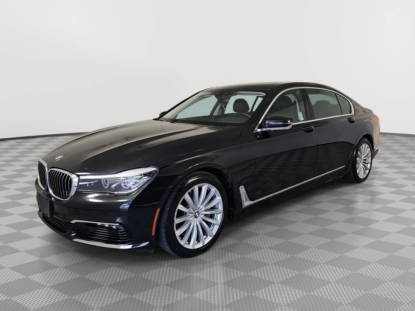 2018 BMW 7 Series 740i