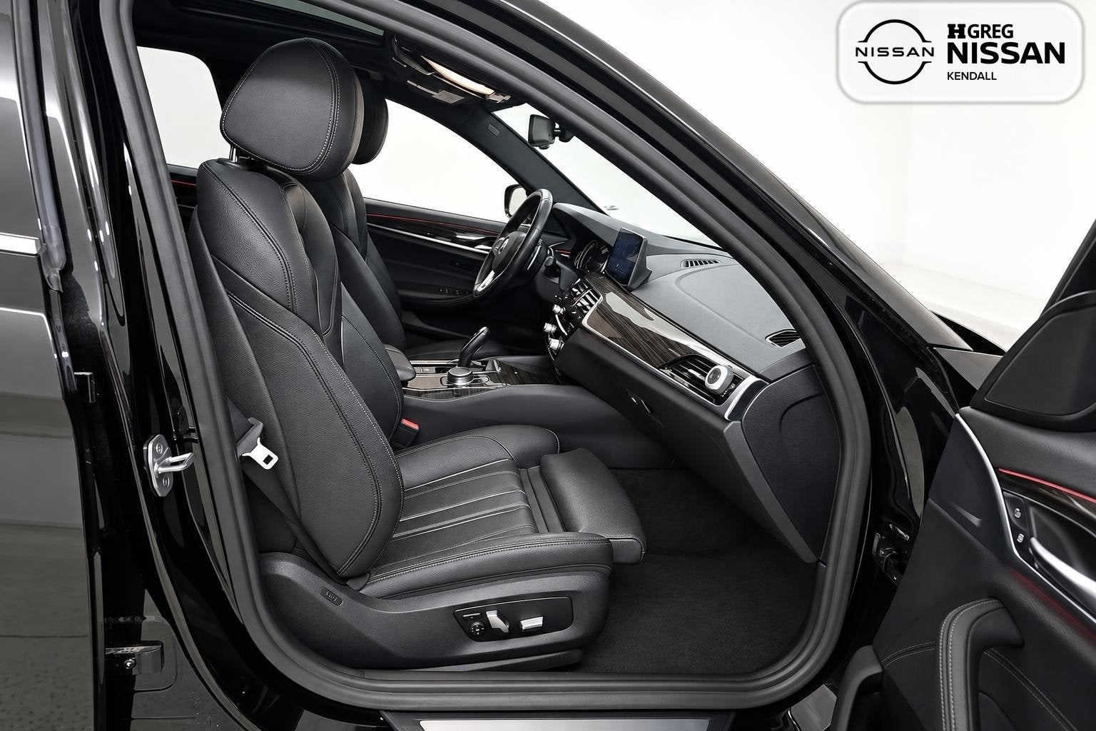 2018 BMW 5 Series 530i