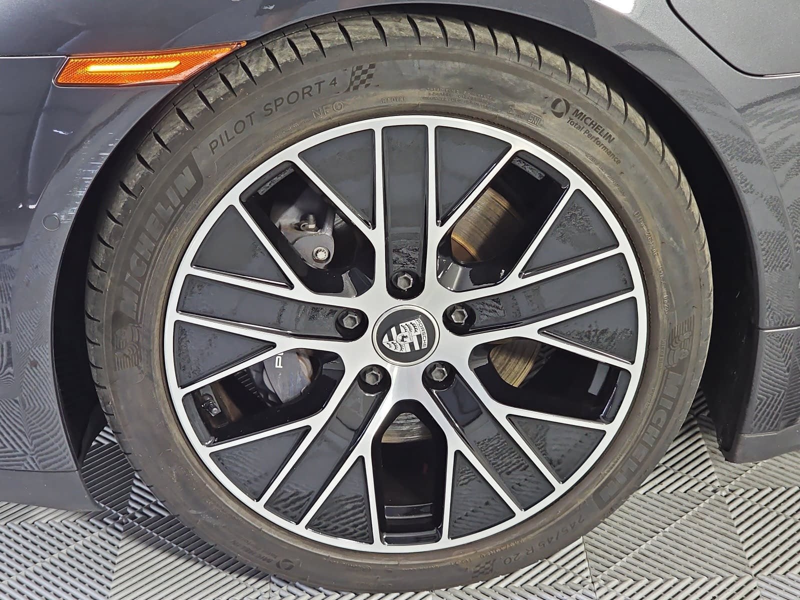 2023 Porsche Taycan Base