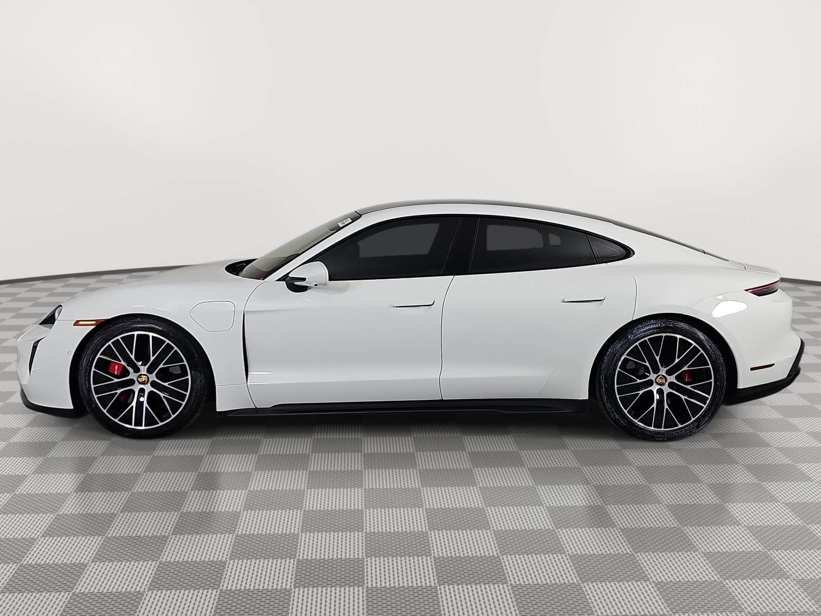 2024 Porsche Taycan GTS