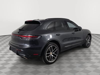 2025 Porsche Macan Base