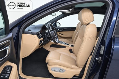 2020 Porsche Macan Base