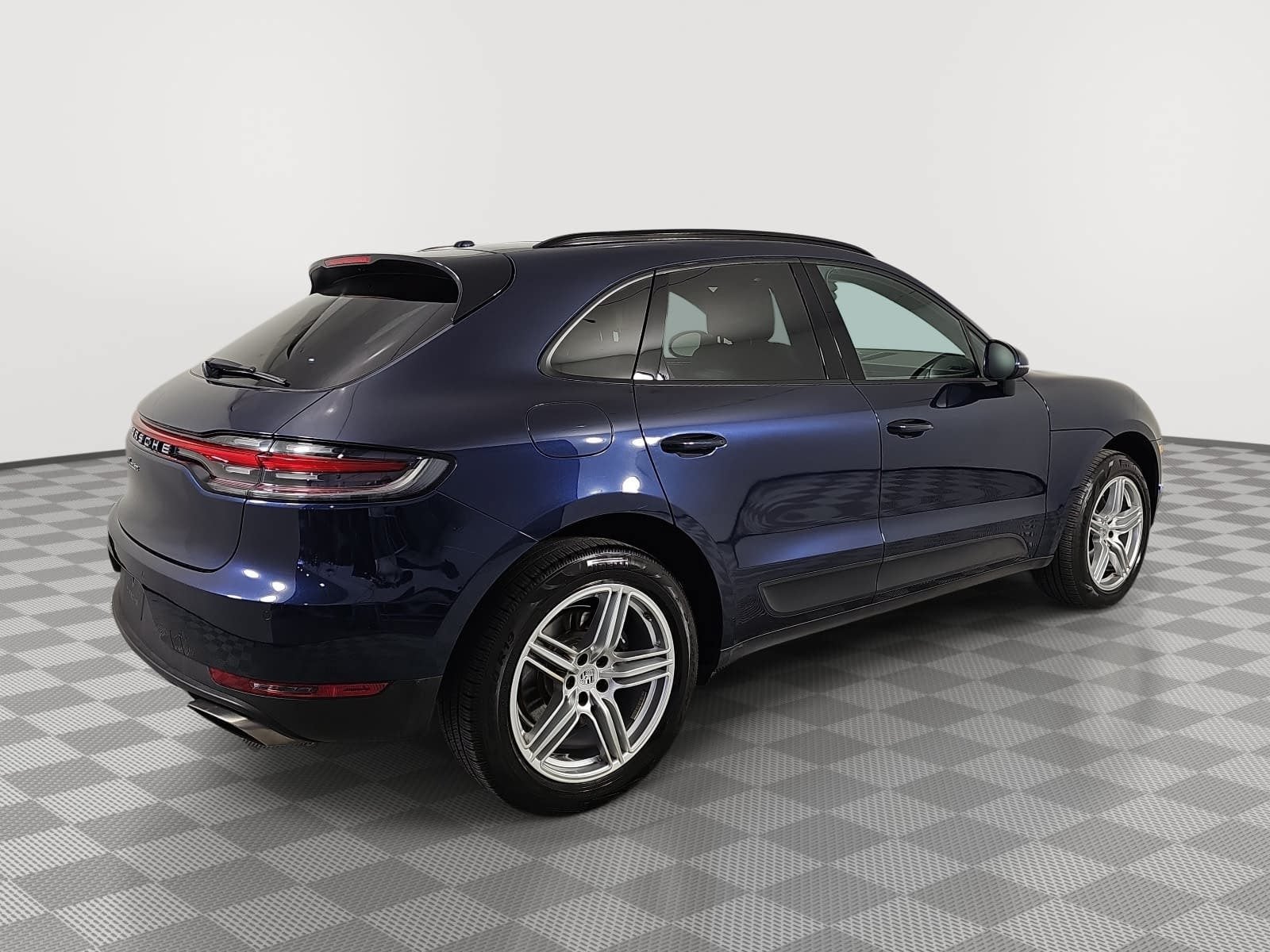 2020 Porsche Macan Base