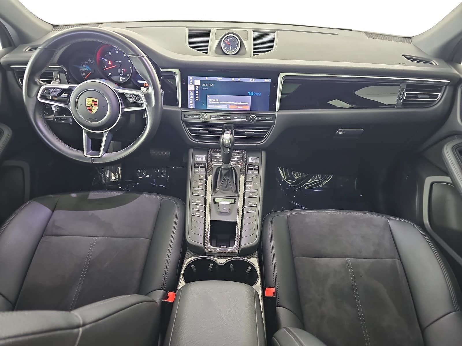 2021 Porsche Macan Base