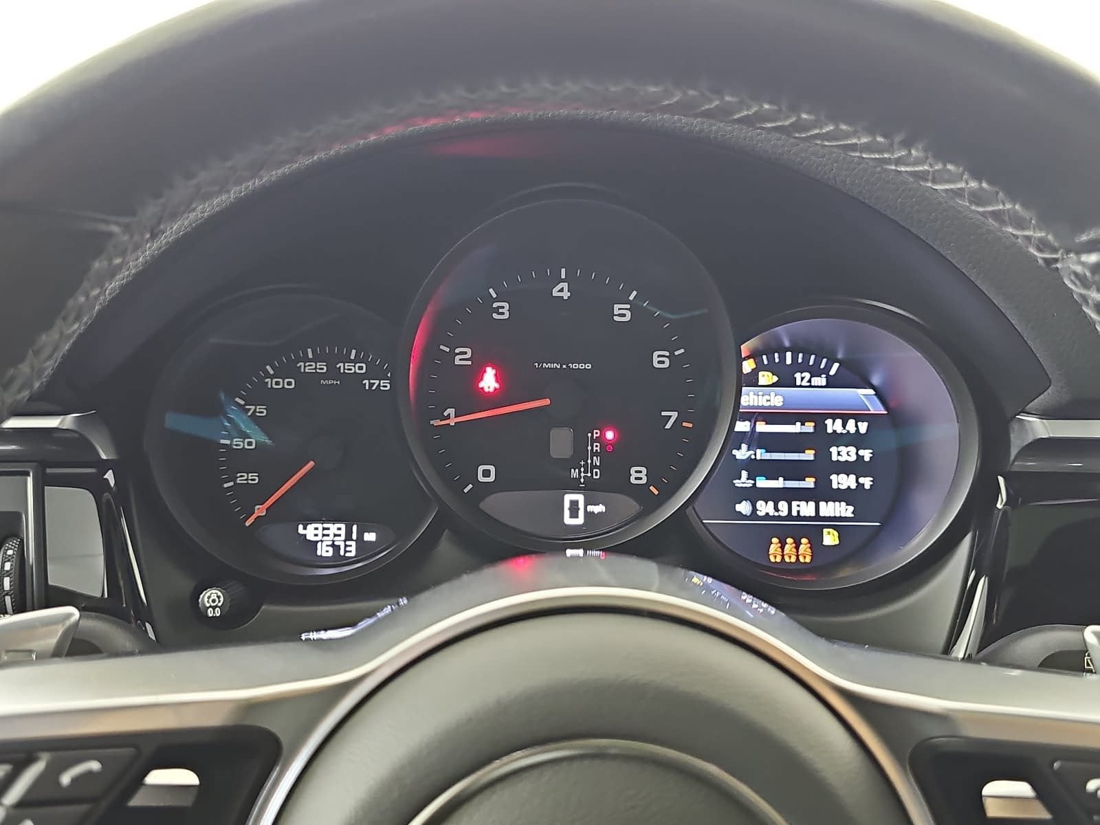 2021 Porsche Macan Base