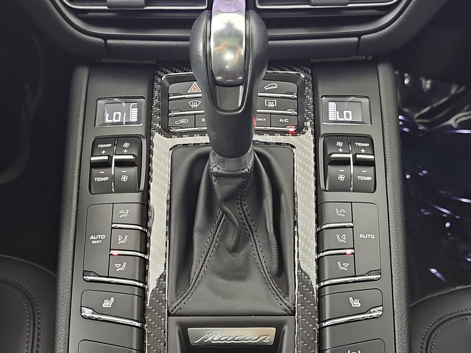 2021 Porsche Macan Base