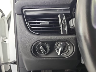 2021 Porsche Macan Base