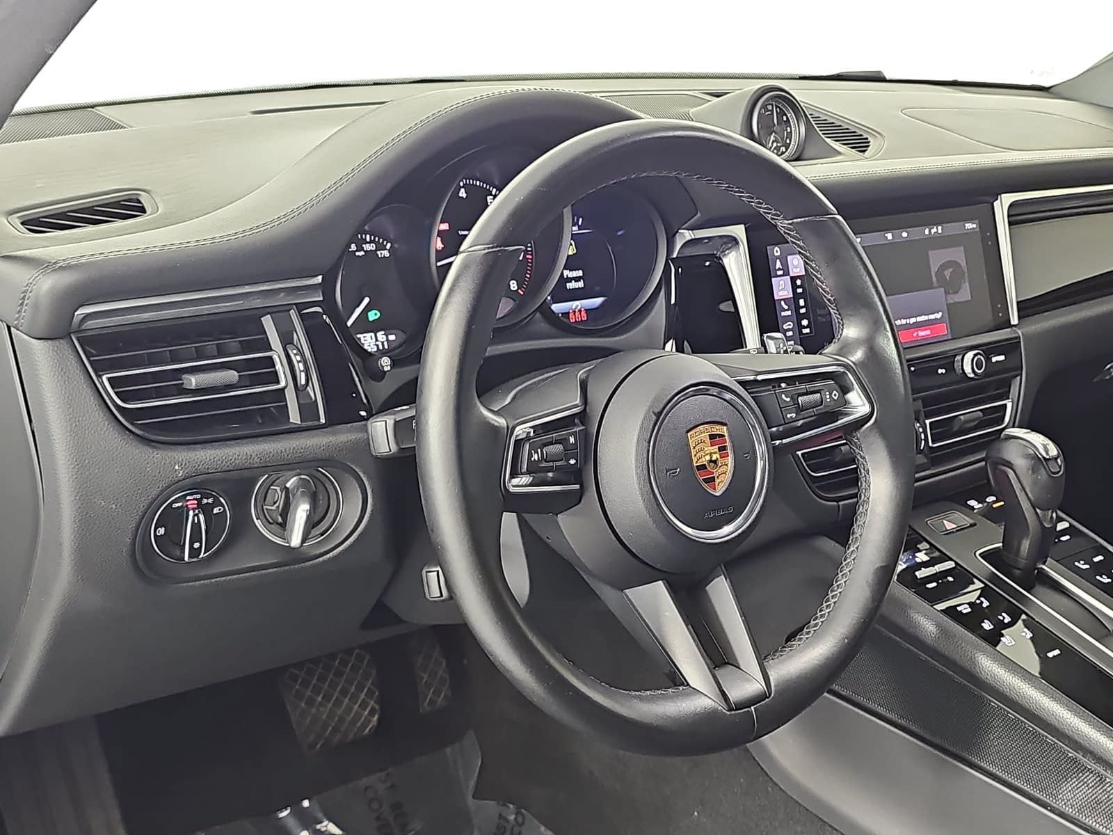 2022 Porsche Macan Base