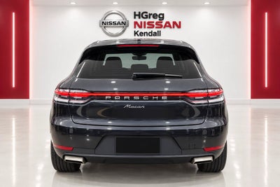 2021 Porsche Macan Base
