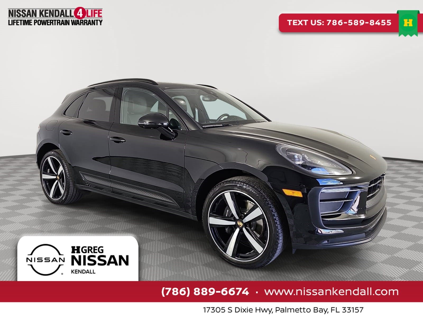 2023 Porsche Macan Base
