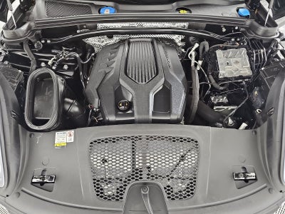 2023 Porsche Macan Base