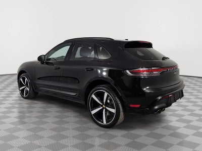 2023 Porsche Macan Base