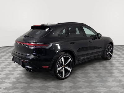 2023 Porsche Macan Base