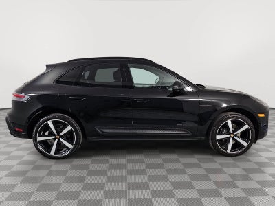 2023 Porsche Macan Base