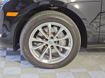 2023 Porsche Macan AWD