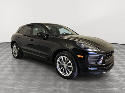 2023 Porsche Macan AWD