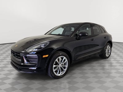 2023 Porsche Macan AWD