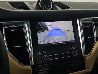 2018 Porsche Macan Base