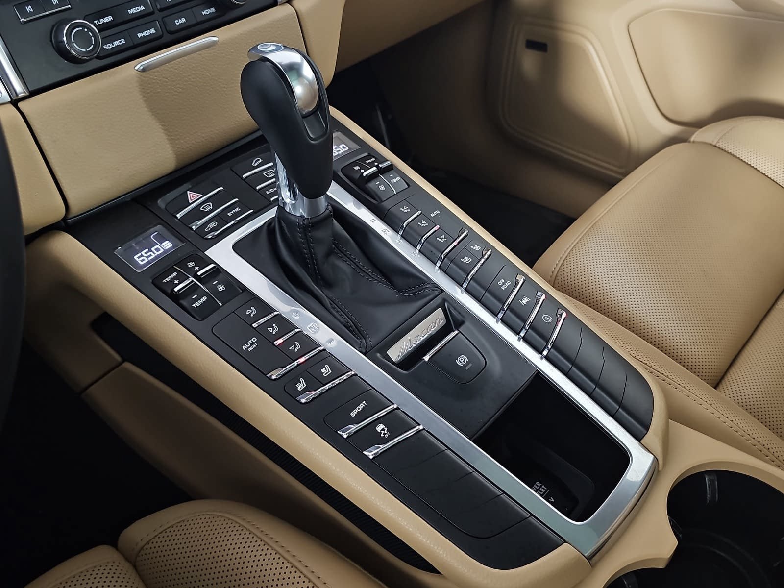 2018 Porsche Macan Base