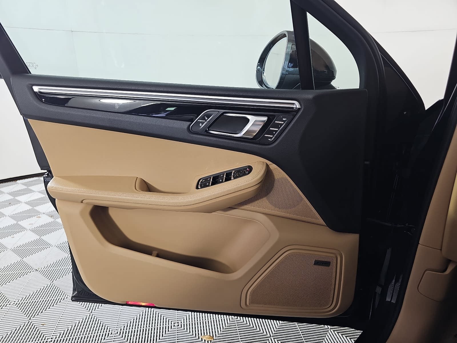 2018 Porsche Macan Base