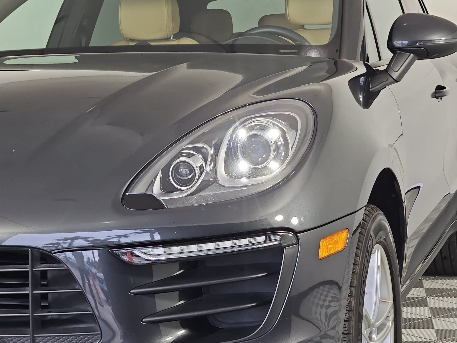 2018 Porsche Macan Base