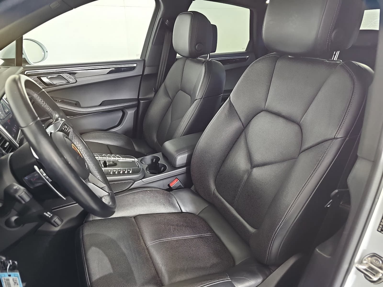 2018 Porsche Macan Sport Edition
