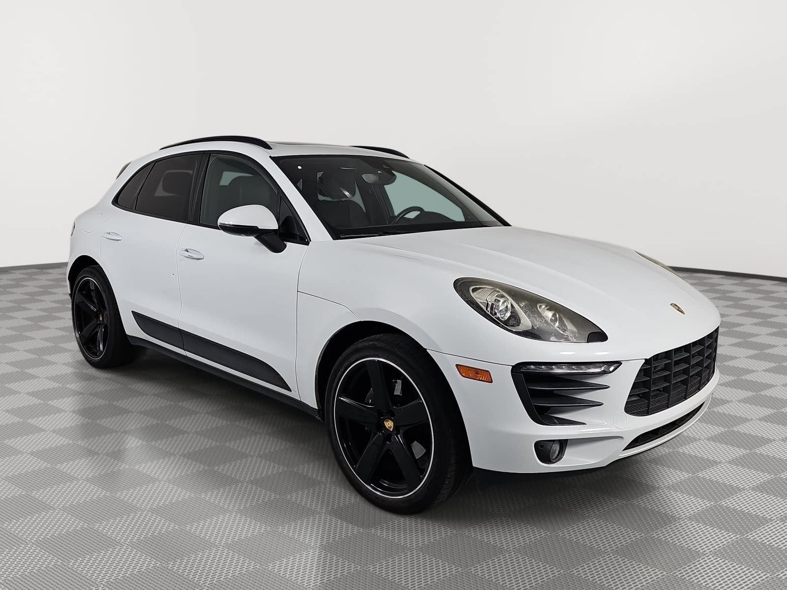 2018 Porsche Macan Sport Edition