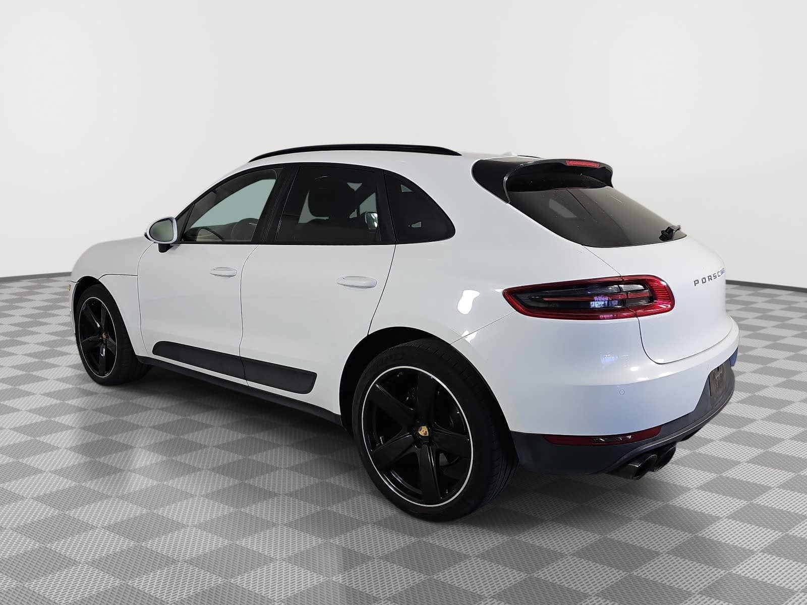 2018 Porsche Macan Sport Edition