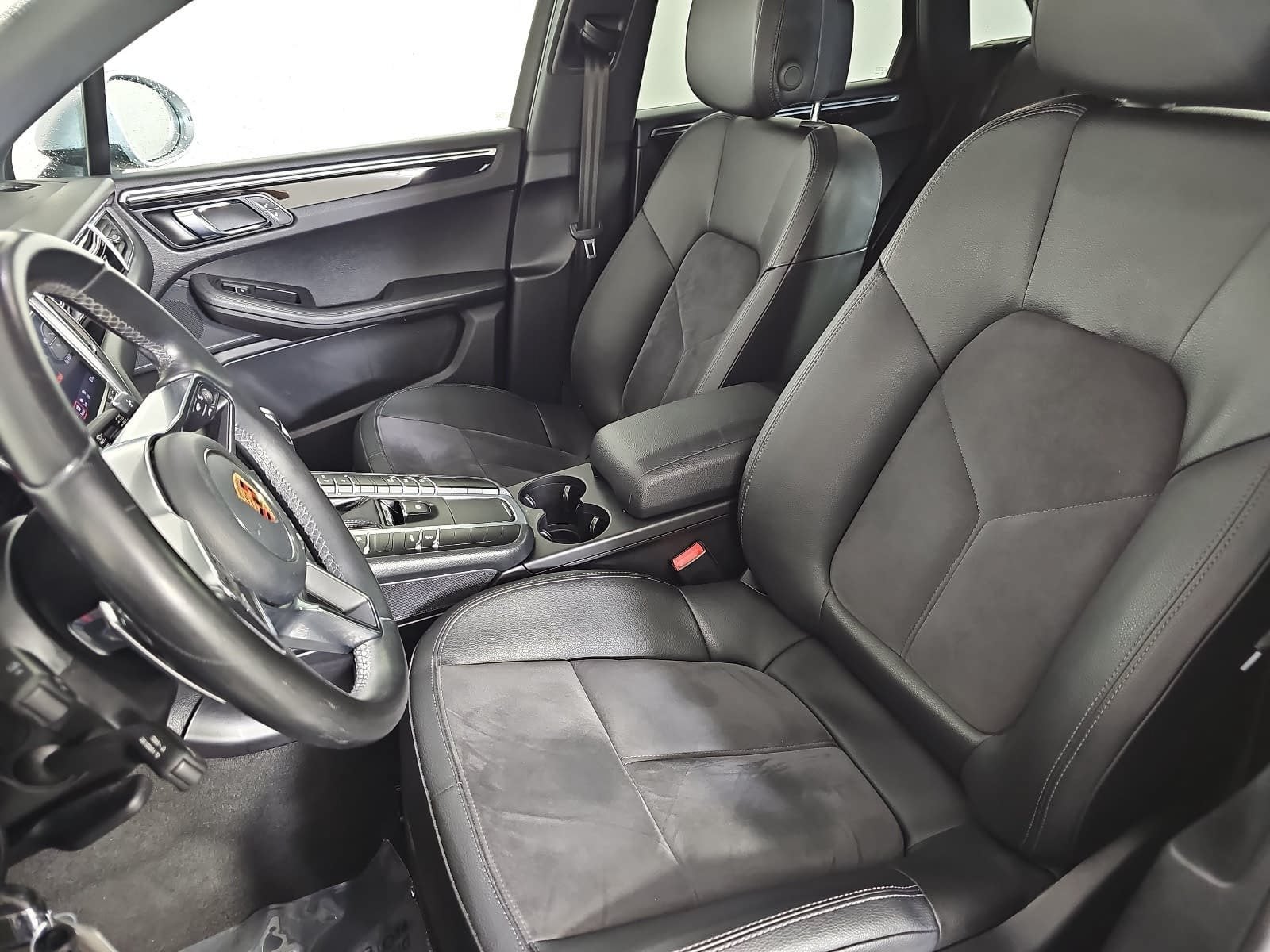 2018 Porsche Macan AWD