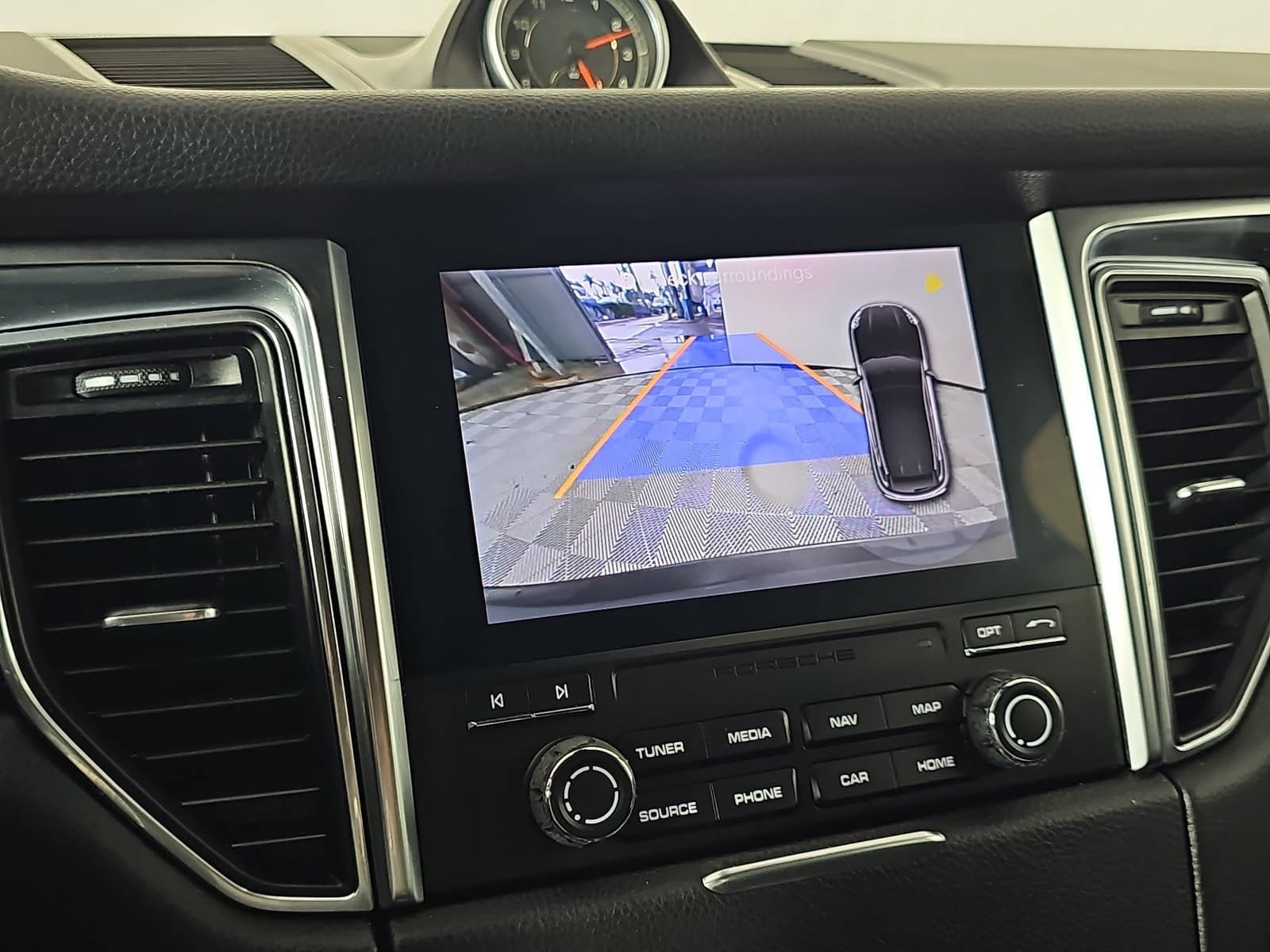2018 Porsche Macan AWD