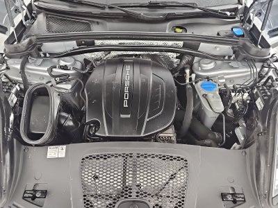 2018 Porsche Macan AWD