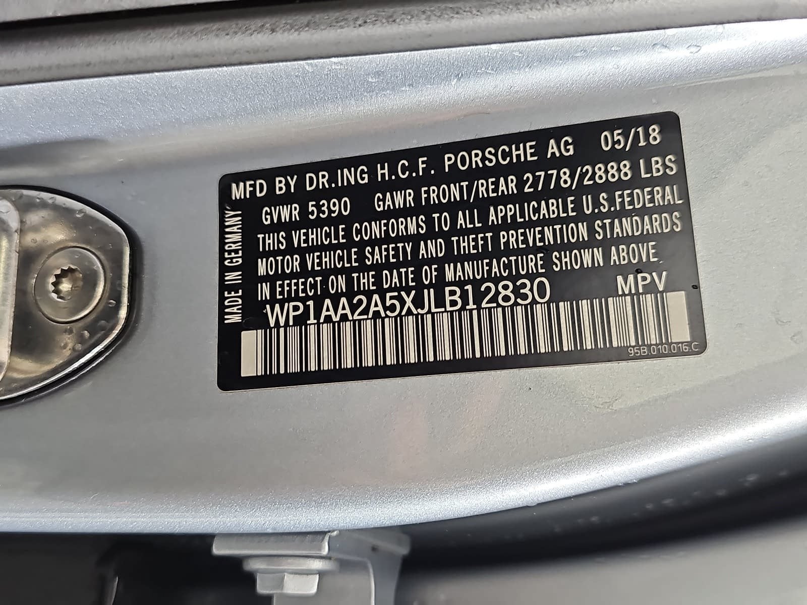 2018 Porsche Macan AWD
