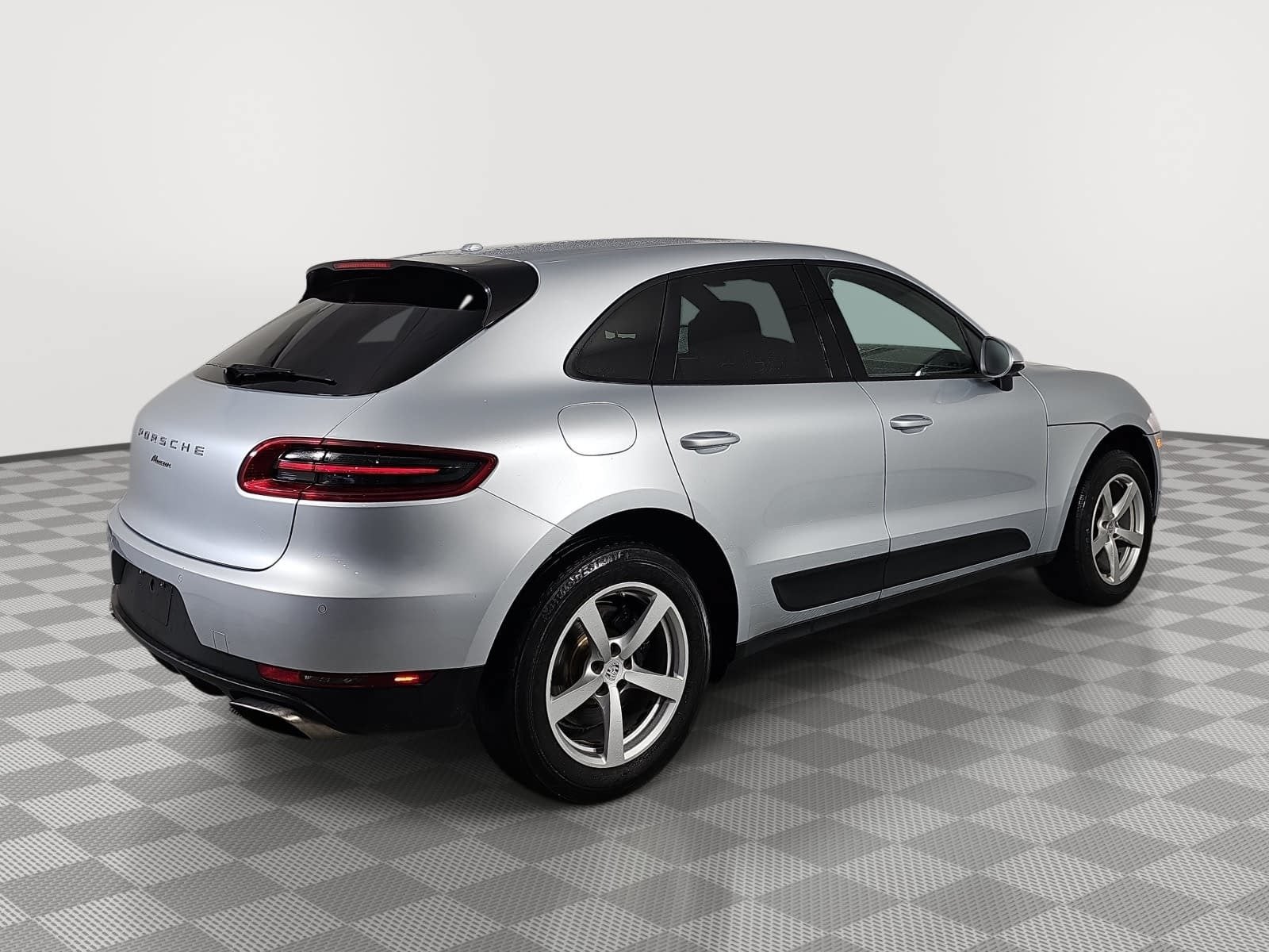 2018 Porsche Macan AWD