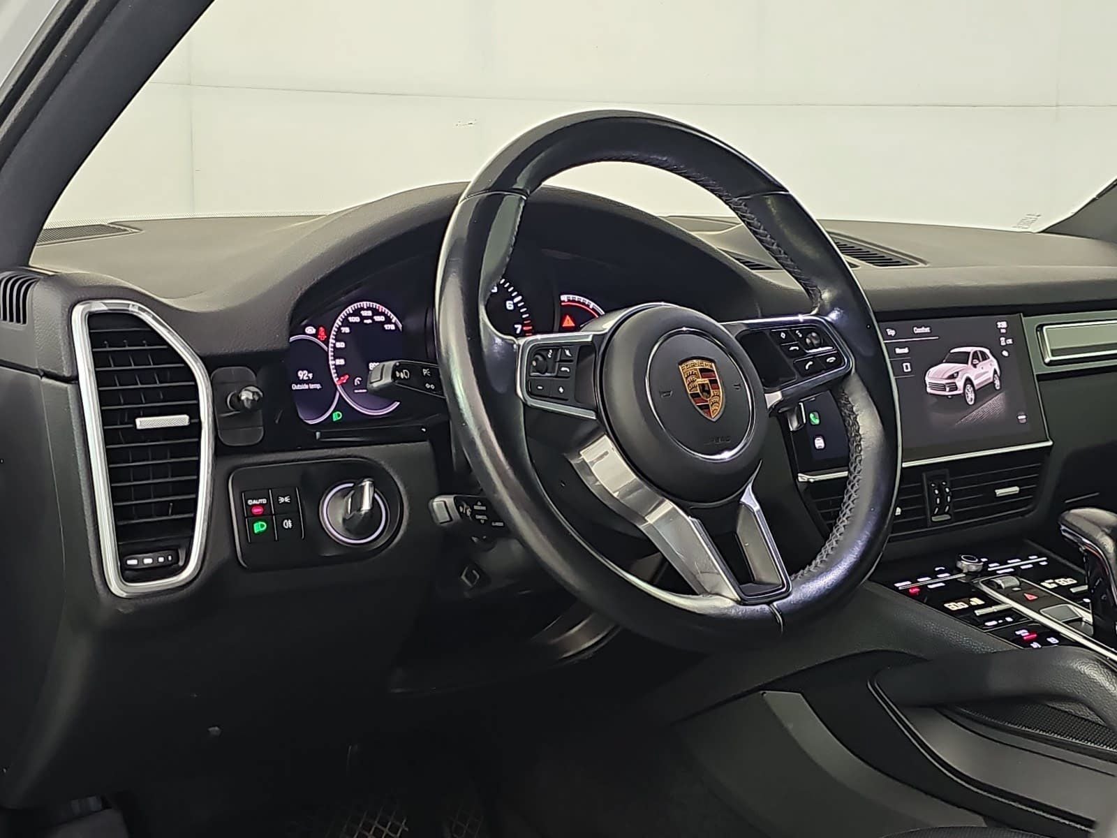 2022 Porsche Cayenne Platinum Edition