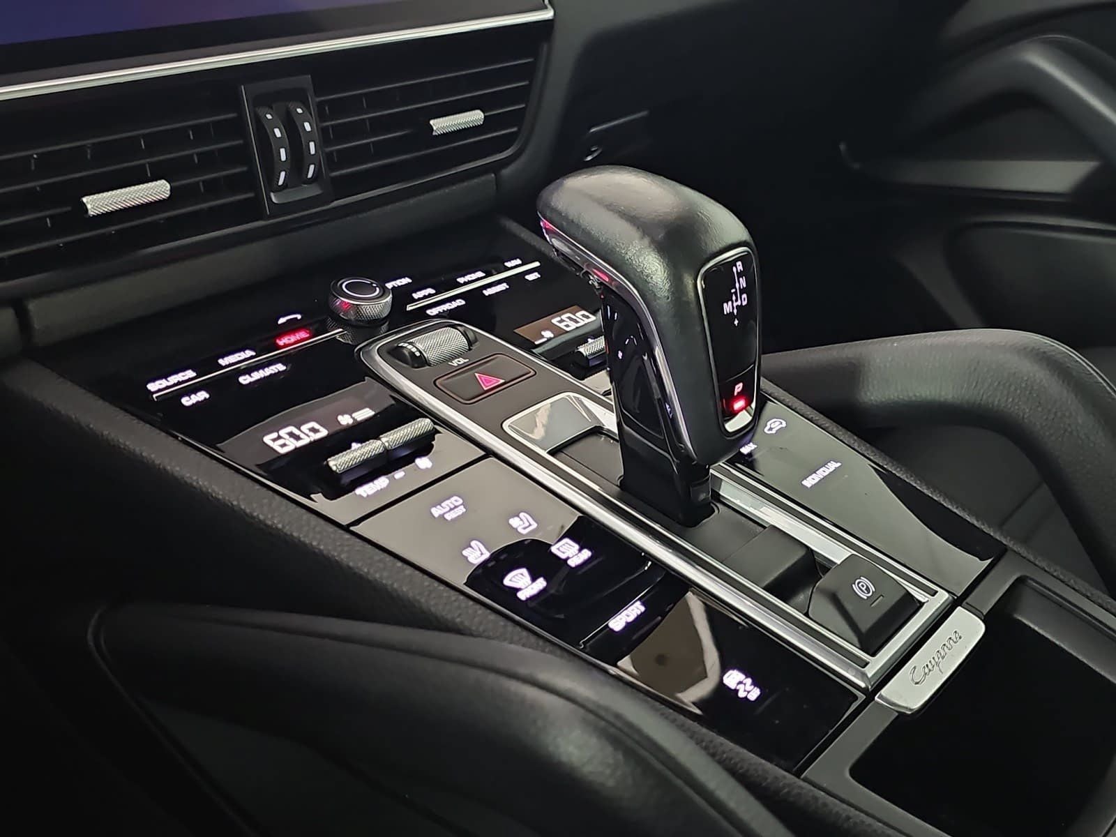 2022 Porsche Cayenne Platinum Edition