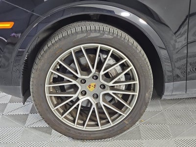 2023 Porsche Cayenne Platinum Edition