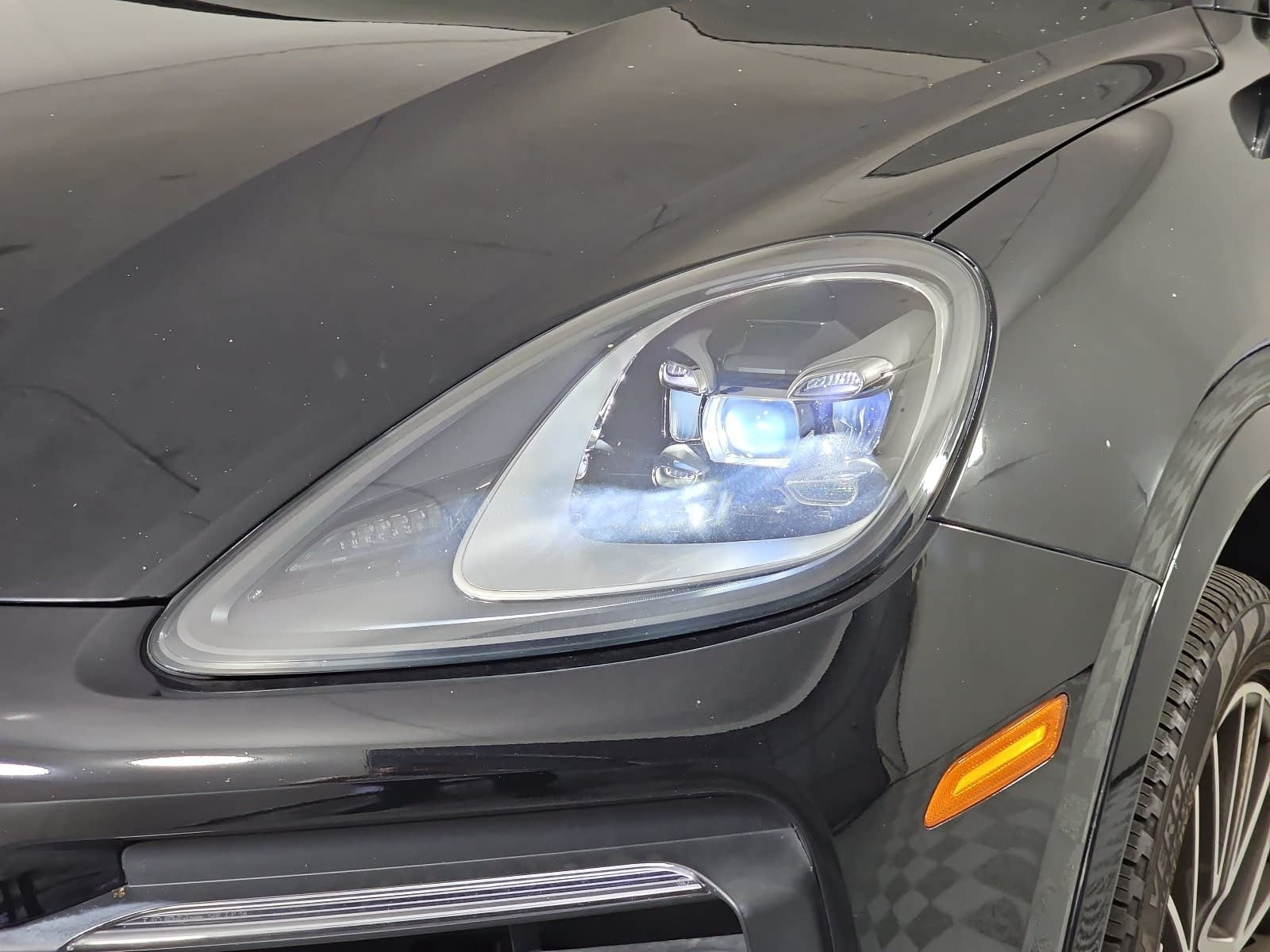 2023 Porsche Cayenne Platinum Edition