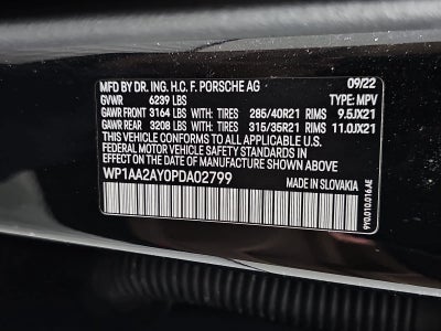 2023 Porsche Cayenne Platinum Edition