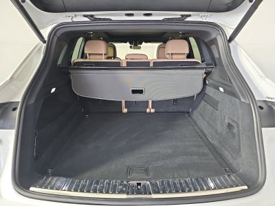 2023 Porsche Cayenne Base
