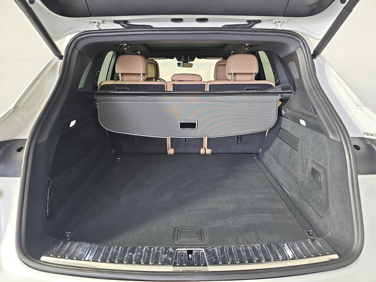 2023 Porsche Cayenne Base