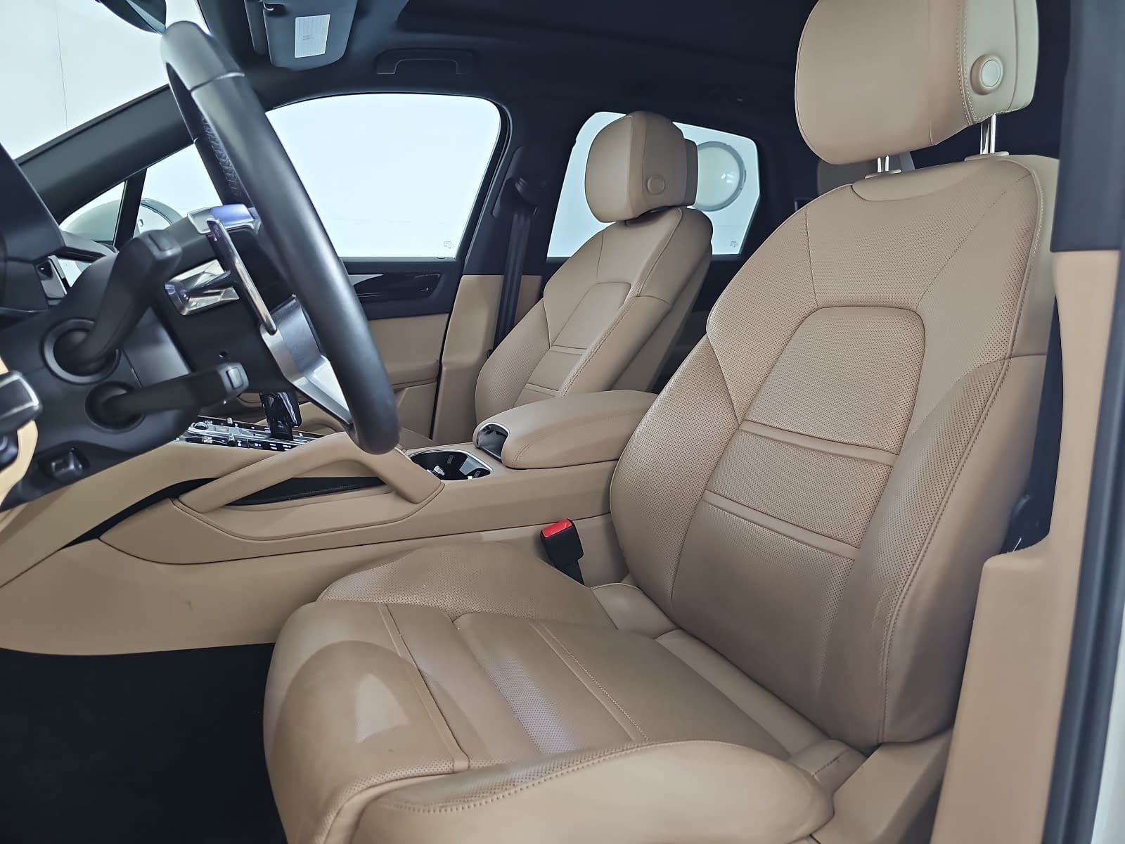 2023 Porsche Cayenne Base