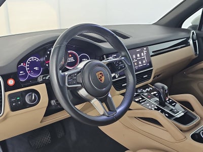 2023 Porsche Cayenne Base