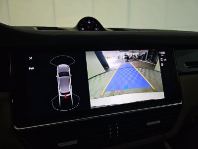 2023 Porsche Cayenne Base