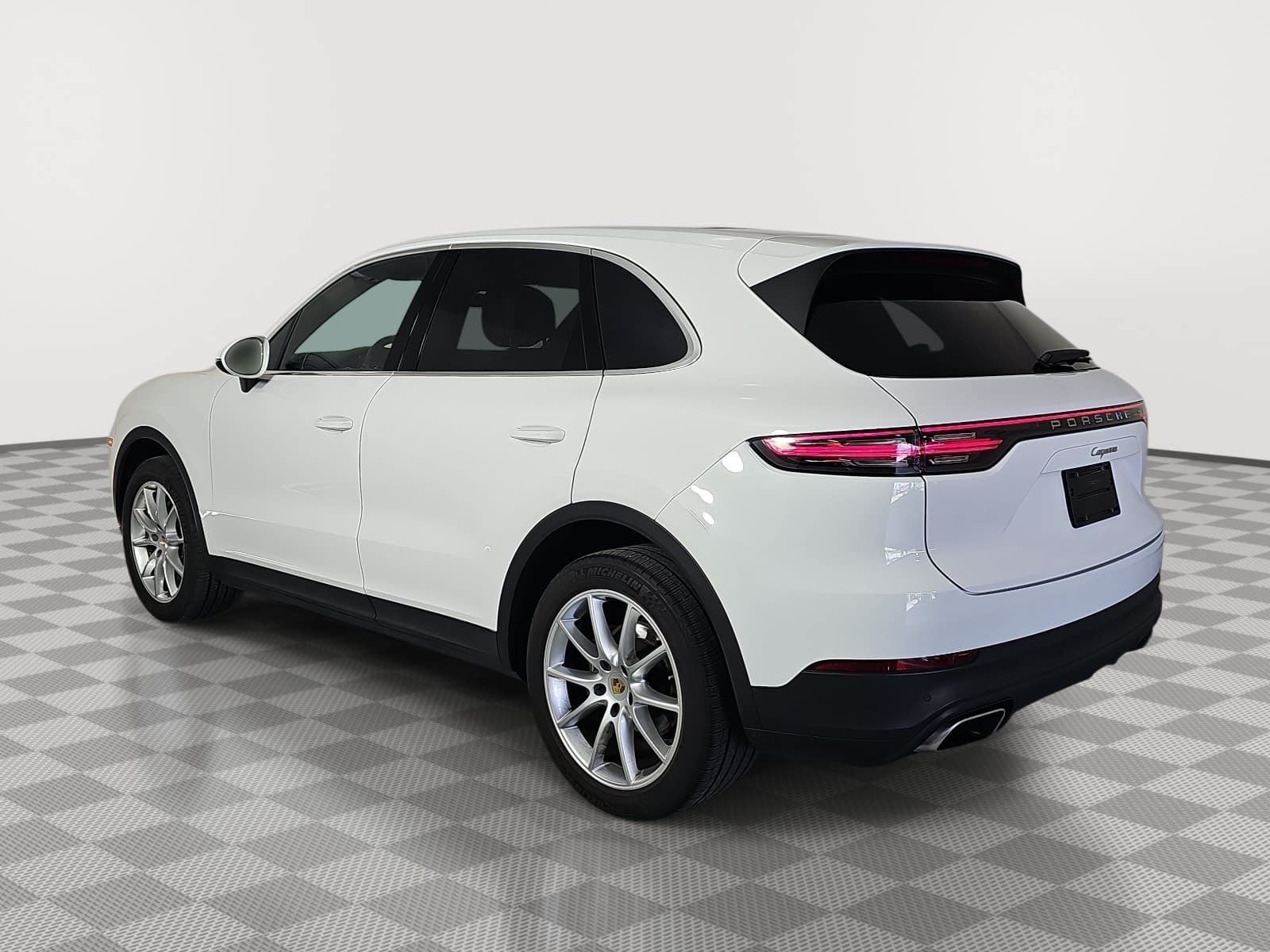 2023 Porsche Cayenne Base