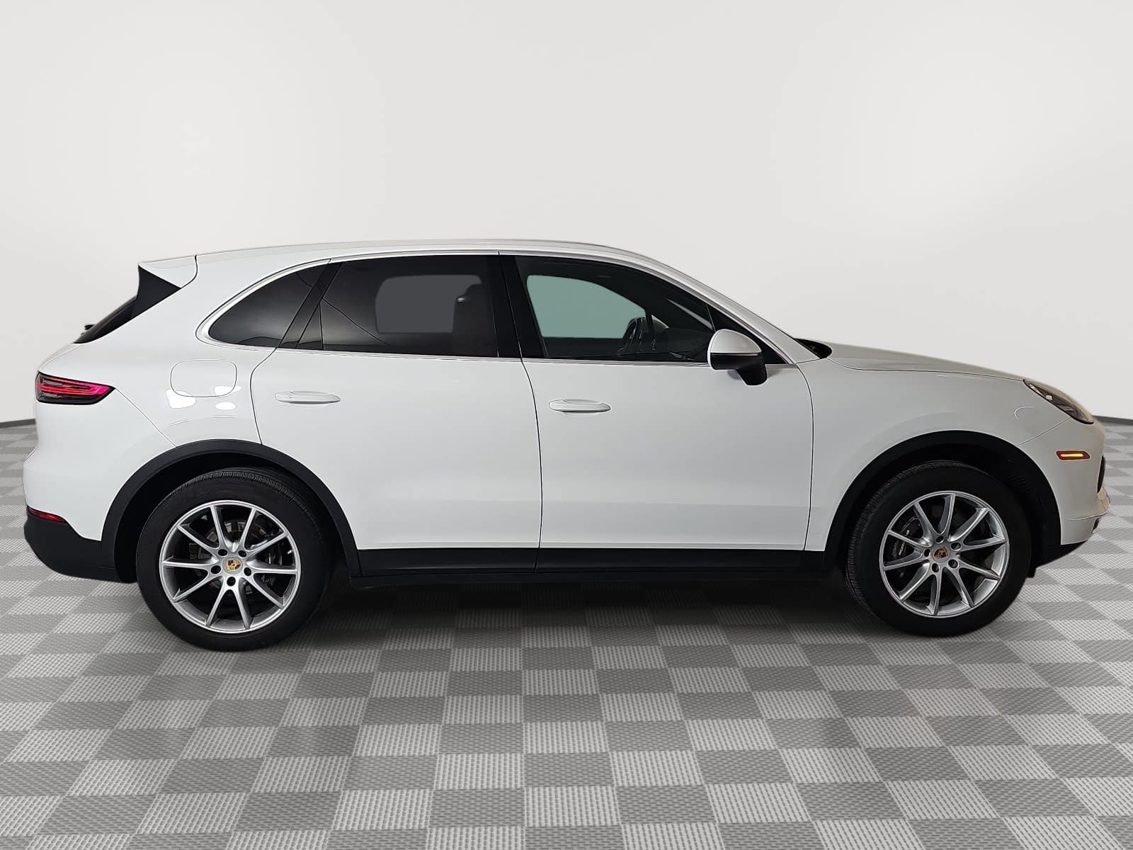 2023 Porsche Cayenne Base