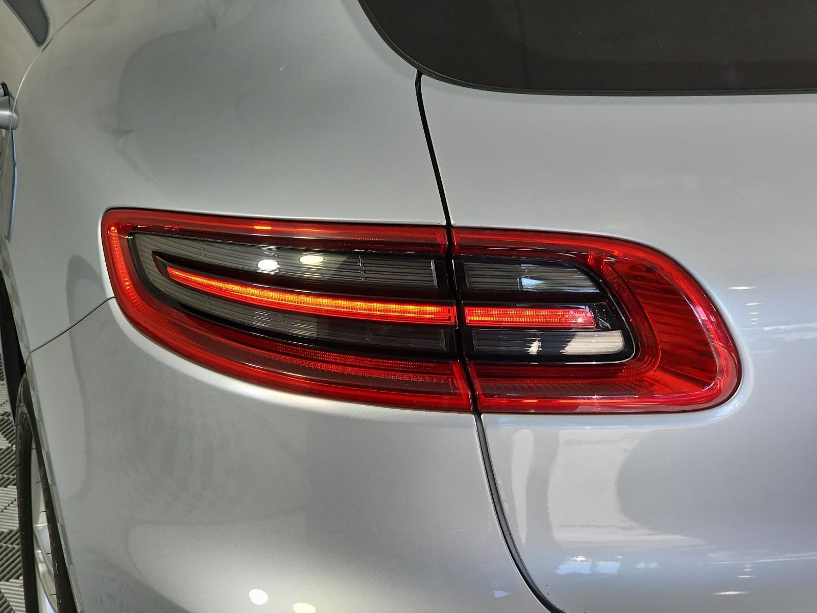 2017 Porsche Macan S