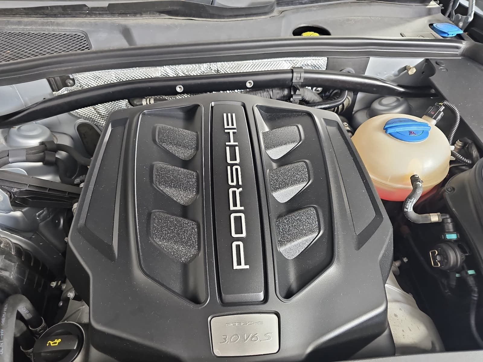 2017 Porsche Macan S
