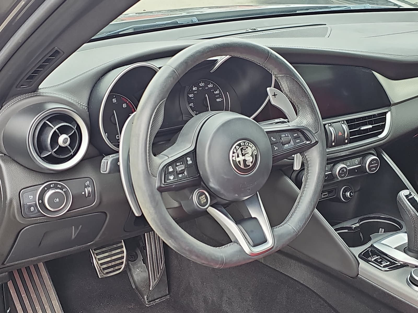 2022 Alfa Romeo Giulia Veloce